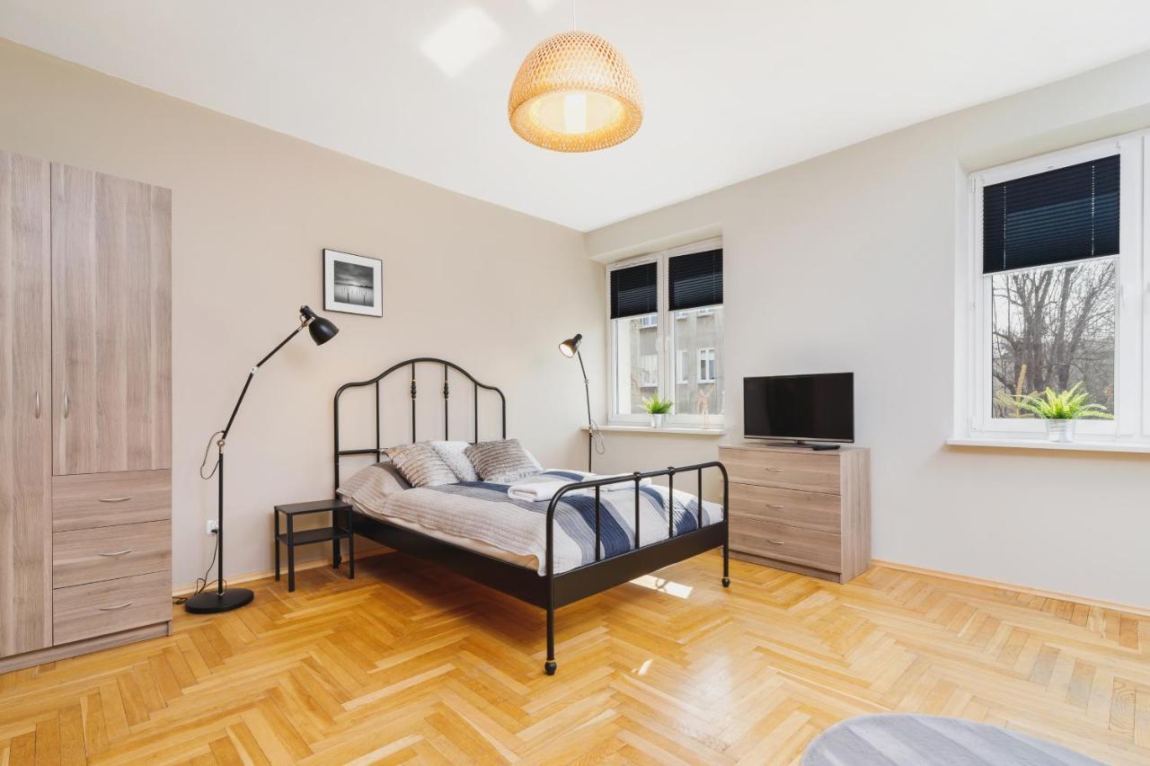 Apartments Cracow Chopina By Noclegi Renters Krakow Luaran gambar